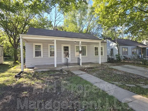 915 Harding St, Wichita, KS 67208