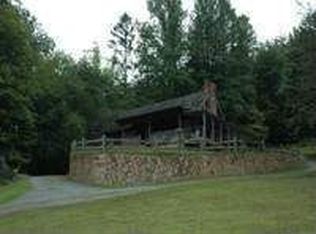 598 Foggy Bottom Farm Rd, Blairsville, GA 30512