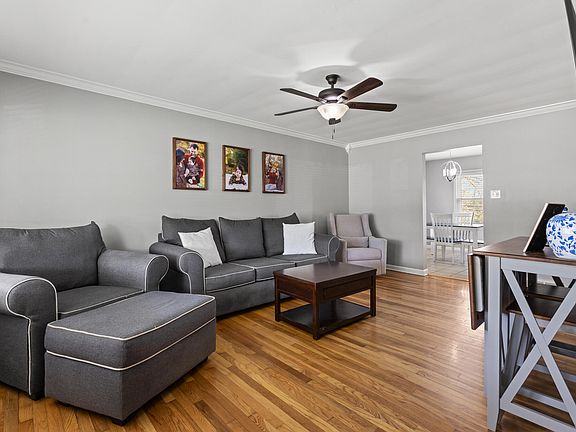 3rd image of 244 Saint Ann Dr