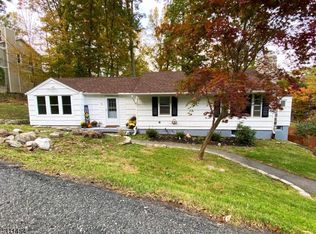 8 South Pkwy, Wharton, NJ 07885