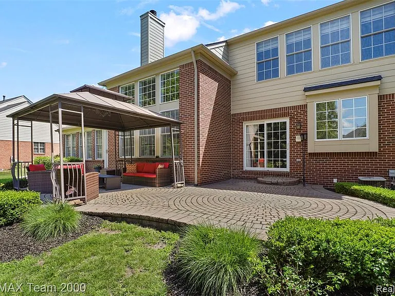 1248 Lasalle Rd — Photo 15