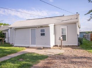 802 E 23rd St, Kearney, NE 68847