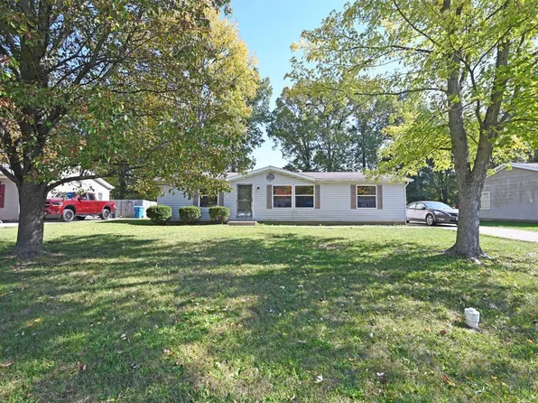1563 Maryan Ave, Amelia, OH 45102