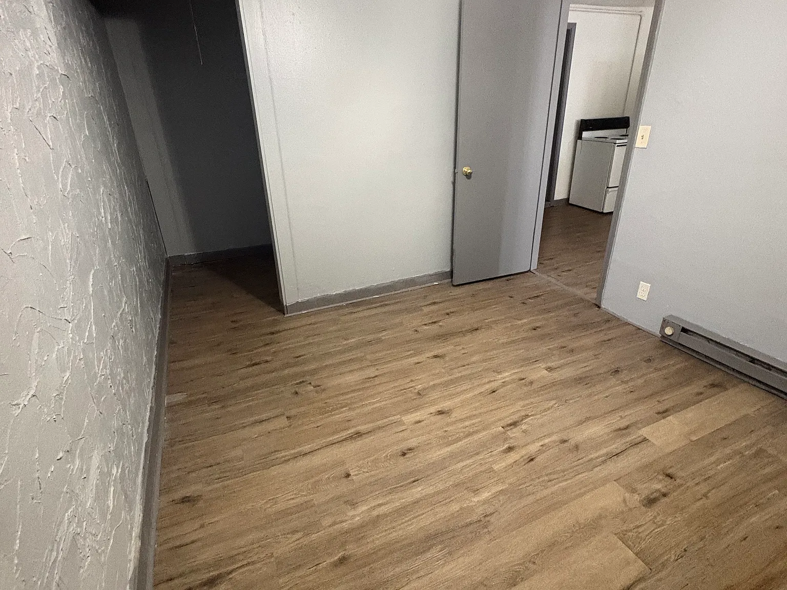 2 bed, $1,400 — Photo 3