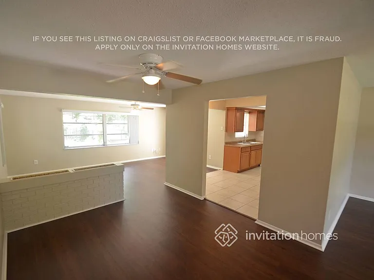 2642 Oakbrook Dr — Photo 4