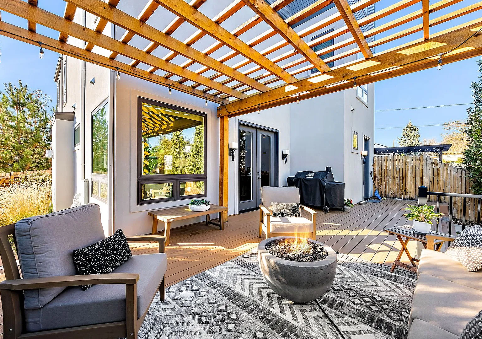 Stunning 4-BDR in the Heart of Sloan's Lake — Photo 4