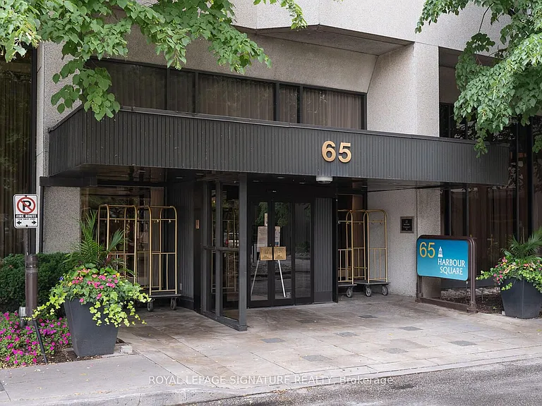 65 Harbour Sq #2109 — Photo 34