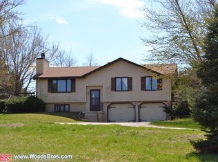 5521 W Sprague Rd, Hallam, NE 68368