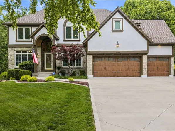 3036 SW Pergola Vw, Lees Summit, MO 64081