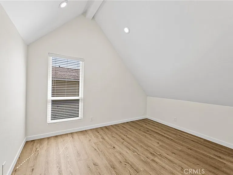 51 Golden Glen St #1 — Photo 13