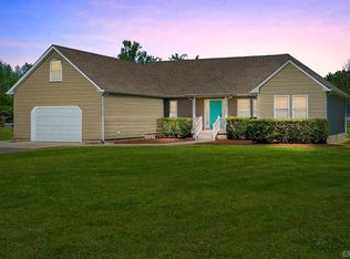 120 Dallie Dr, Knotts Island, NC 27950