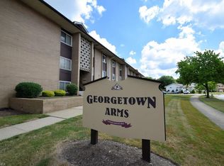 10438 N Church Dr APT 210, Parma Heights, OH 44130
