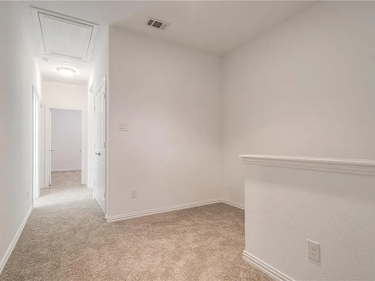 3708 Lantern Ln — Photo 17