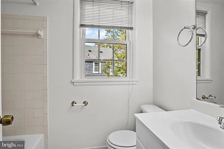 3305 S Wakefield St #A — Photo 17
