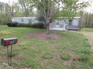 328 Price St, Madison, NC 27025