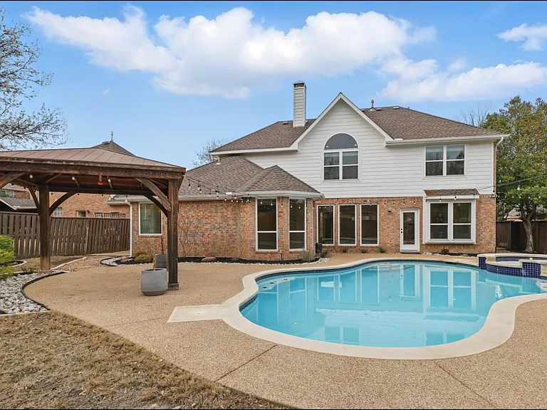 727 Ashleigh Ln — Photo 48