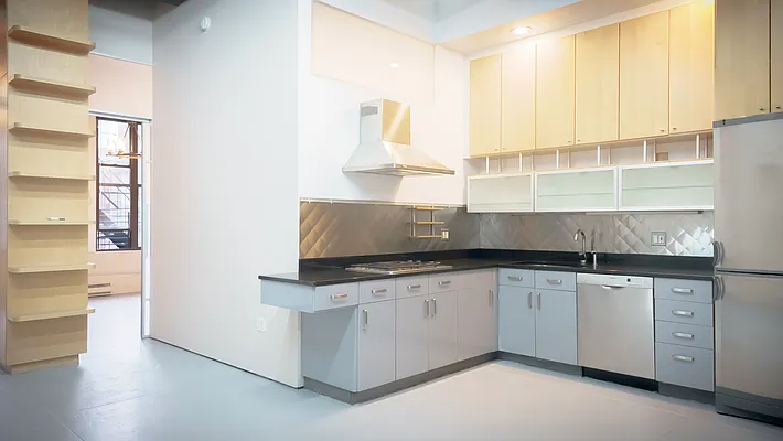 Rented by Aventana | media 3