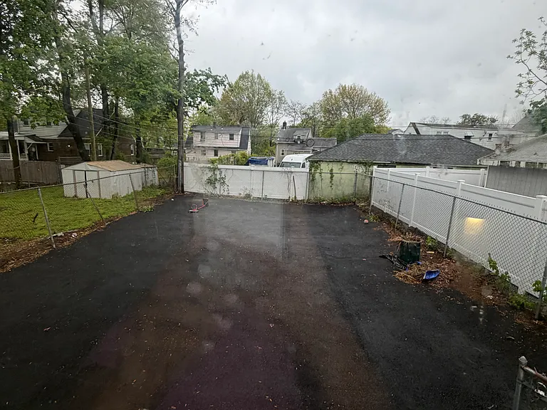 486 N Maple Ave #1 — Photo 4