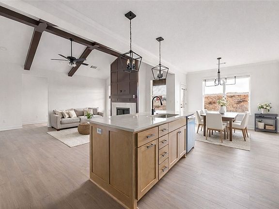 4th image of 4773 Farmhouse St