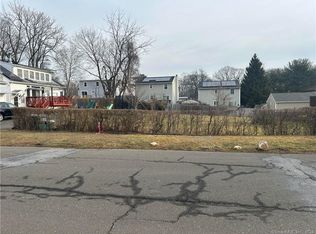 380 Greenwood St, Bridgeport, CT 06606