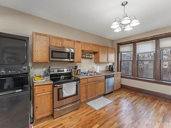 5th image of 1817 Thurman Ave #1S