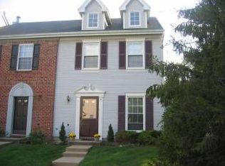 193 Darwin Ln, North Brunswick, NJ 08902