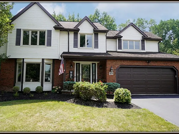 49 Brook Ct, East Amherst, NY 14051