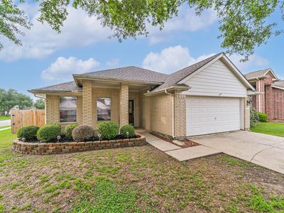 2920 Landing Edge Ln, Dickinson, TX, 77539
