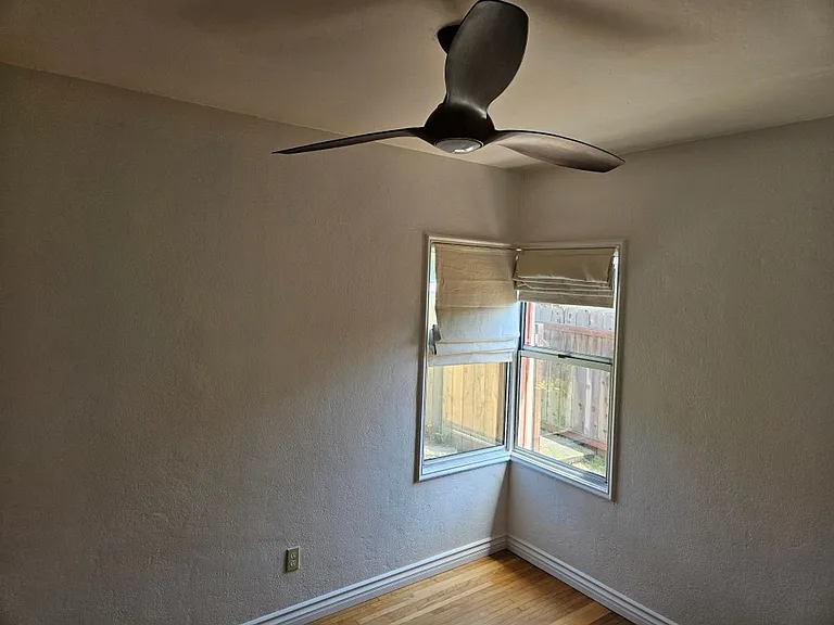 2235 Chicago St — Photo 9