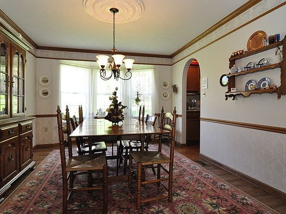 4th image of 228 Jaclyn Dr