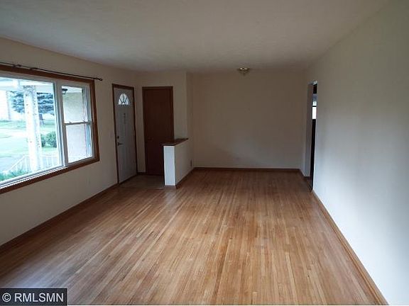 4th image of 6936 Grimes Ave N