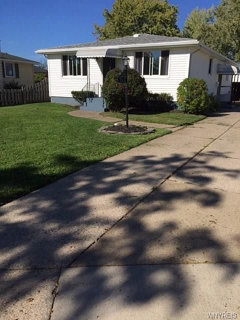 1st image of 262 Woodcrest Dr