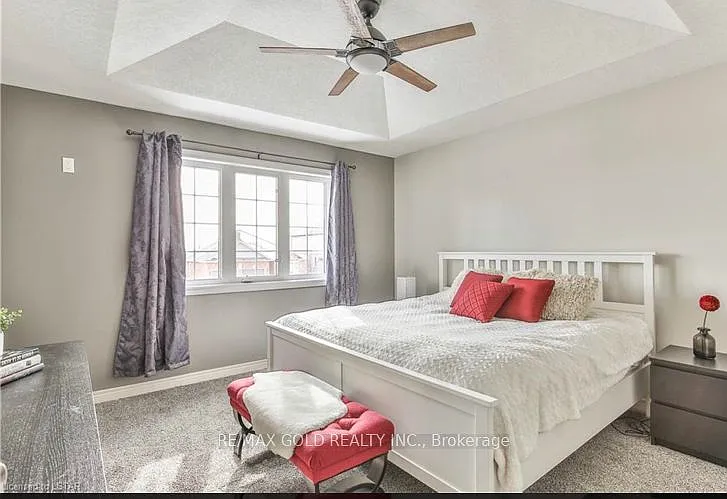 65 Woodhatch Cres — Photo 11