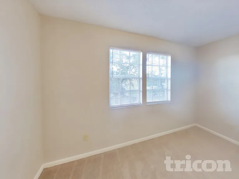 11011 Greenaire Dr — Photo 13