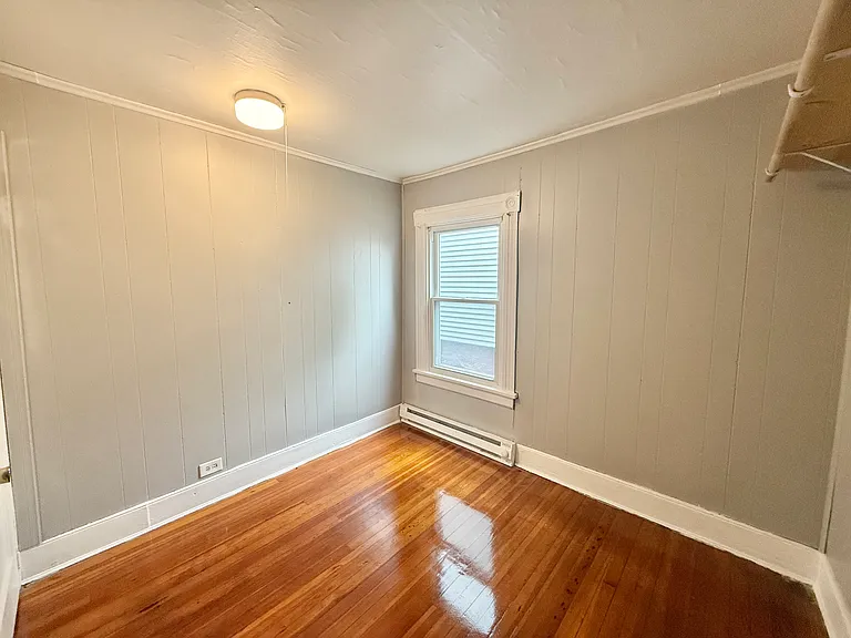 142 Paine St #1 — Photo 11
