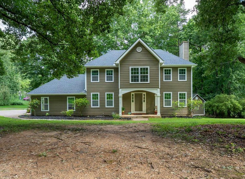 1st image of 4121 Willow Walk