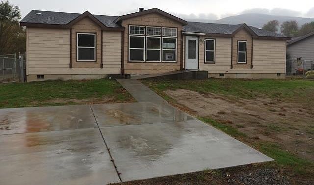 1st image of 905 Babs Ave