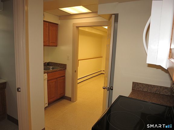 5th image of 232 S Main St