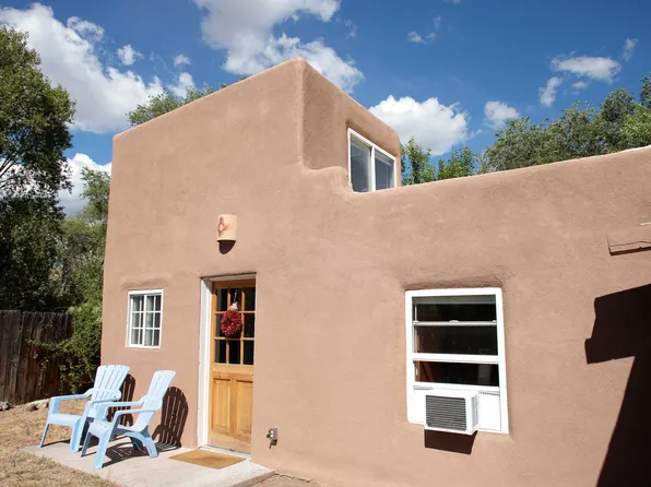 149 Candelario St, Santa Fe, NM