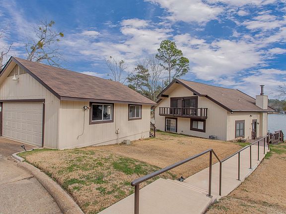 5th image of 1419 Tanglewood Dr E