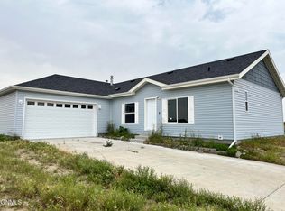 12361 E Fork St, Epping, ND 58843