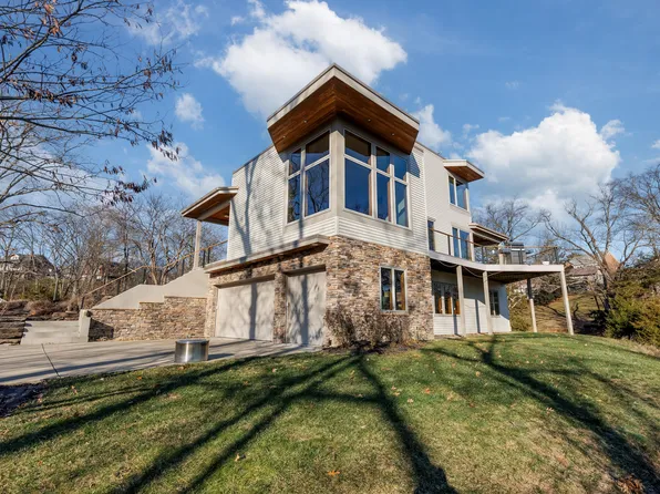 180 Burnet Rdg, Fort Thomas, KY 41075