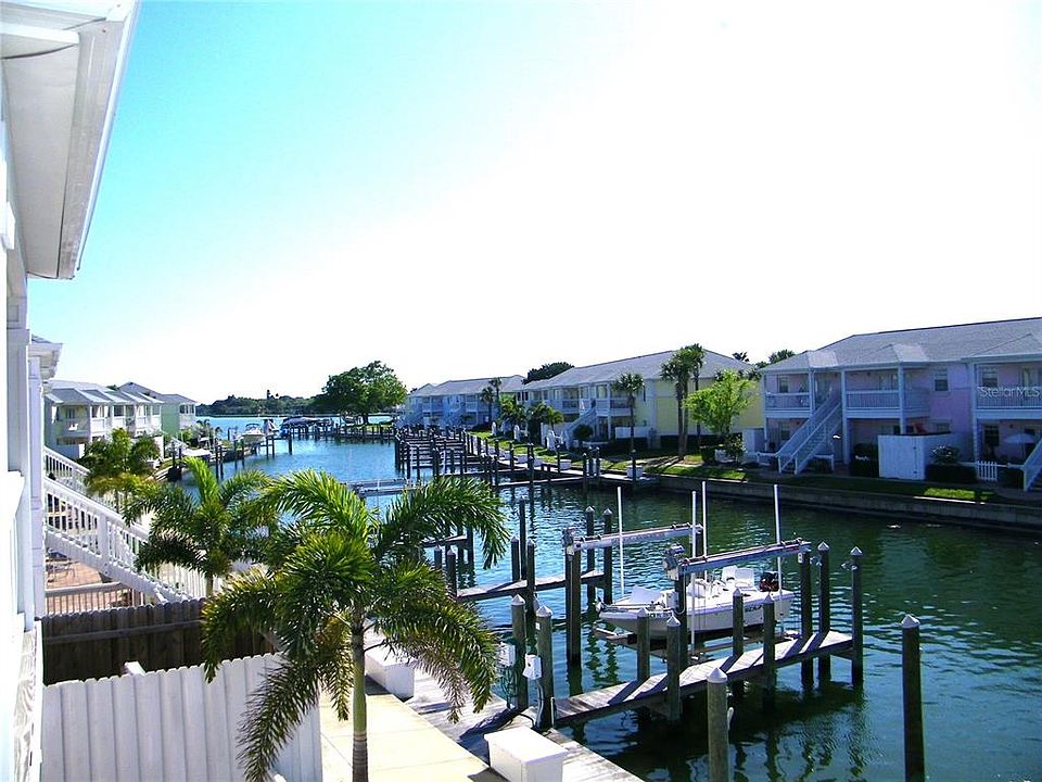 1st image of 5135 COQUINA KEY DRIVE SE #E