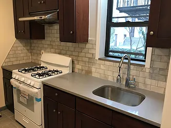 Rented by Century 21 New Golden Age Realty