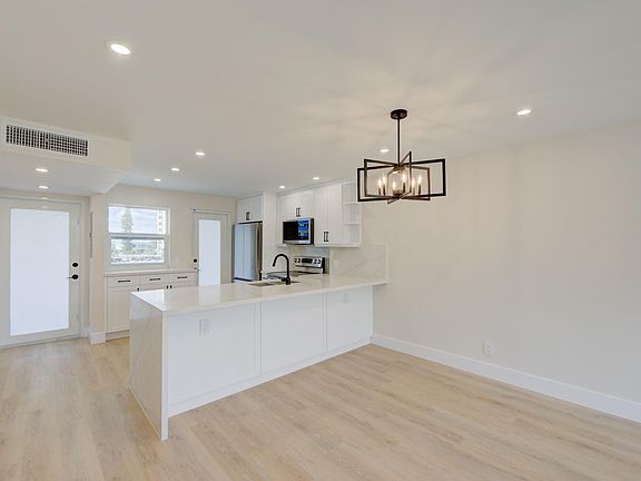 4th image of 201 N Ocean Boulevard #207