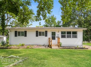 1012 Forestwood Dr, Saint Louis, MO