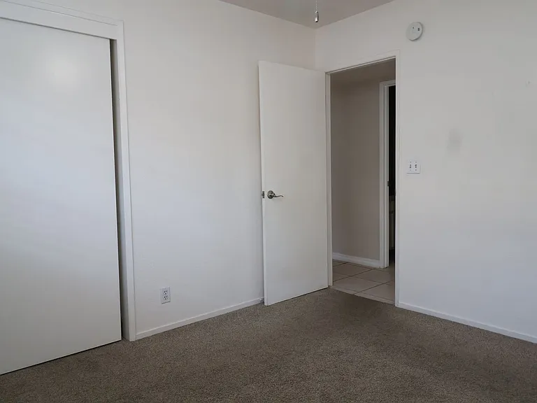 528 S Sorrel St — Photo 12