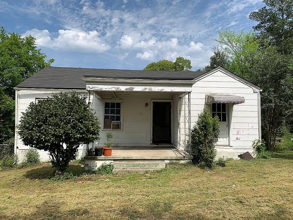 957 Perdue St photo 1