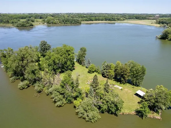N8874 Axe Head Is, Beaver Dam, WI 53916