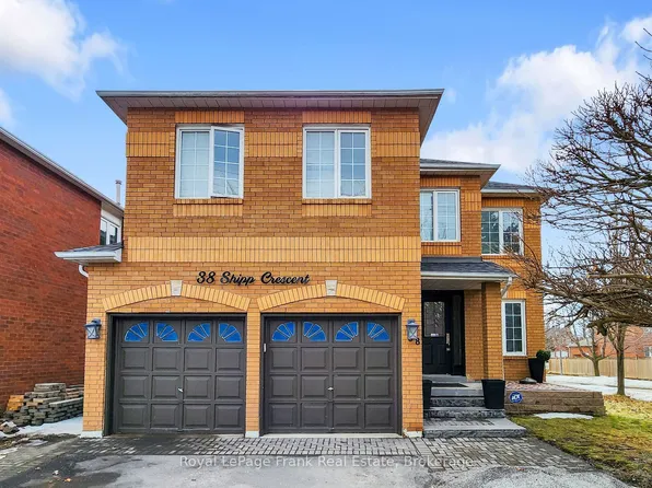 38 Shipp Cres, Ajax, ON L1T 3W6